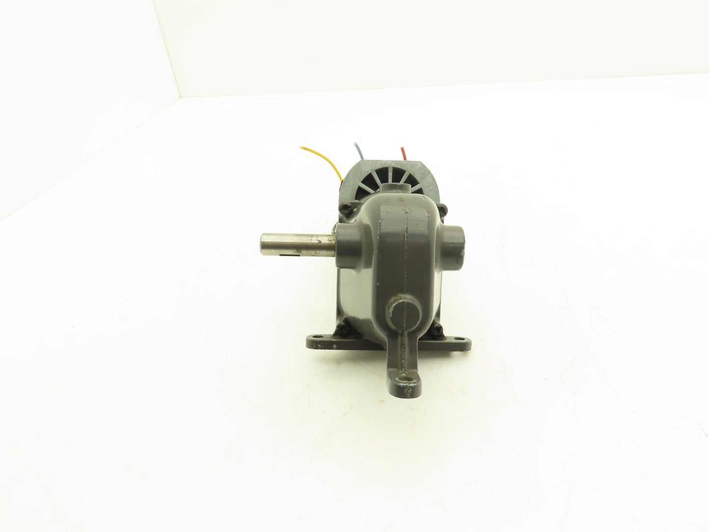 Dayton 2M184 Gearmotor 1/15Hp 5000rpm 115VAC 1Ph RH Output