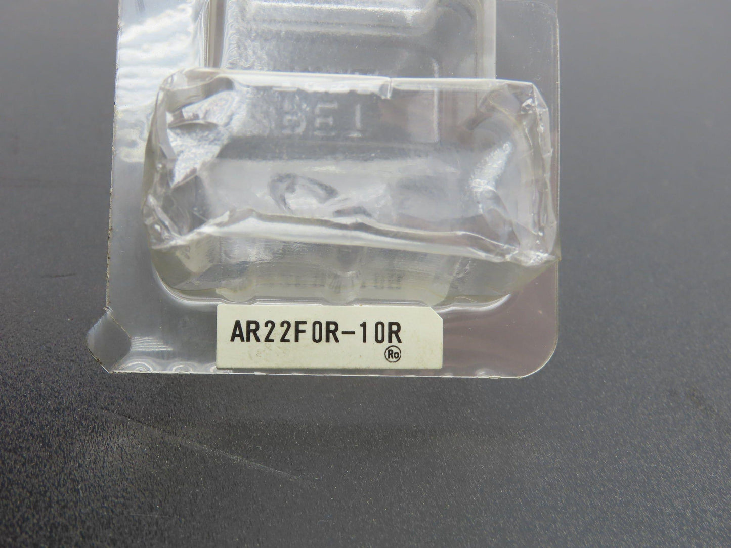Fuji Electric AR22F0R-10R Pushbutton Red Momentary 22mm 250V 6A Lot of 5