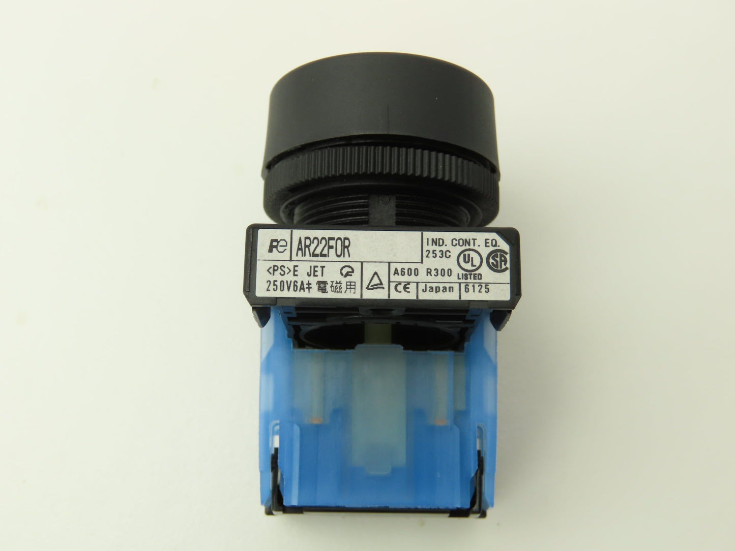 Fuji Electric AR22F0R-10R Pushbutton Red Momentary 22mm 250V 6A Lot of 5