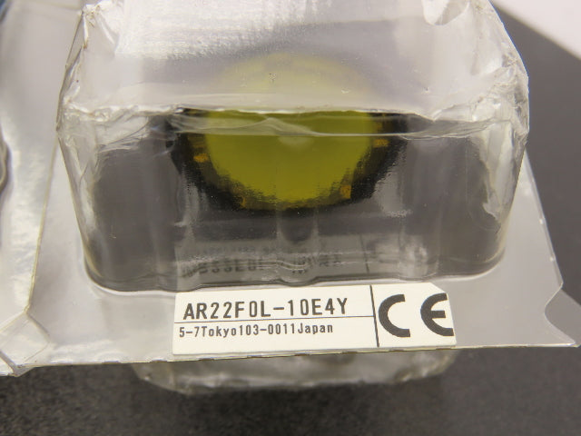 Fuji Electric Pushbutton Red Yellow Momentary 22mm 250V 6A Lot of 8