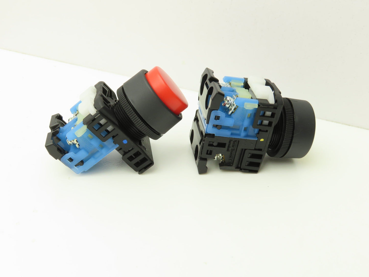 Fuji Electric Pushbutton Red Yellow Momentary 22mm 250V 6A Lot of 8