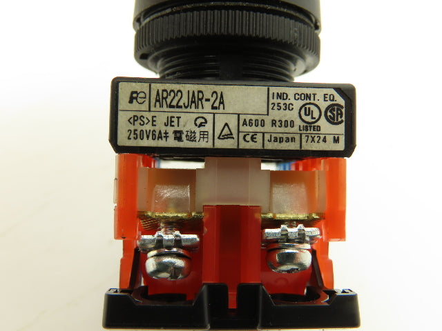 Fuji Electric Keyed Switch 2-Position Maintained 22mm 250V 6A