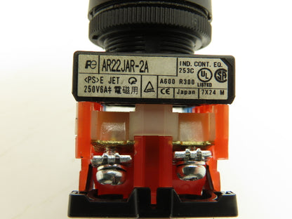 Fuji Electric Keyed Switch 2-Position Maintained 22mm 250V 6A