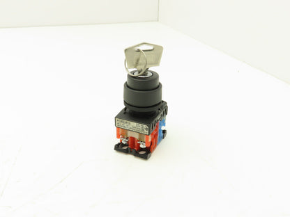 Fuji Electric Keyed Switch 2-Position Maintained 22mm 250V 6A