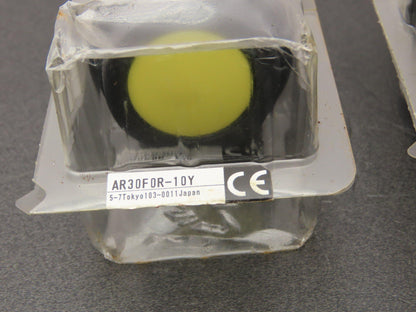 Fuji Electric Pushbutton Switch Red Yellow Green Momentary 30mm 250V 6A Lot of 6
