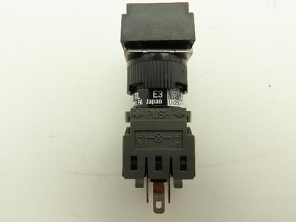 Fuji Electric Illuminated Pushbutton Switch White Momentary 15mm 250V Lot of 3