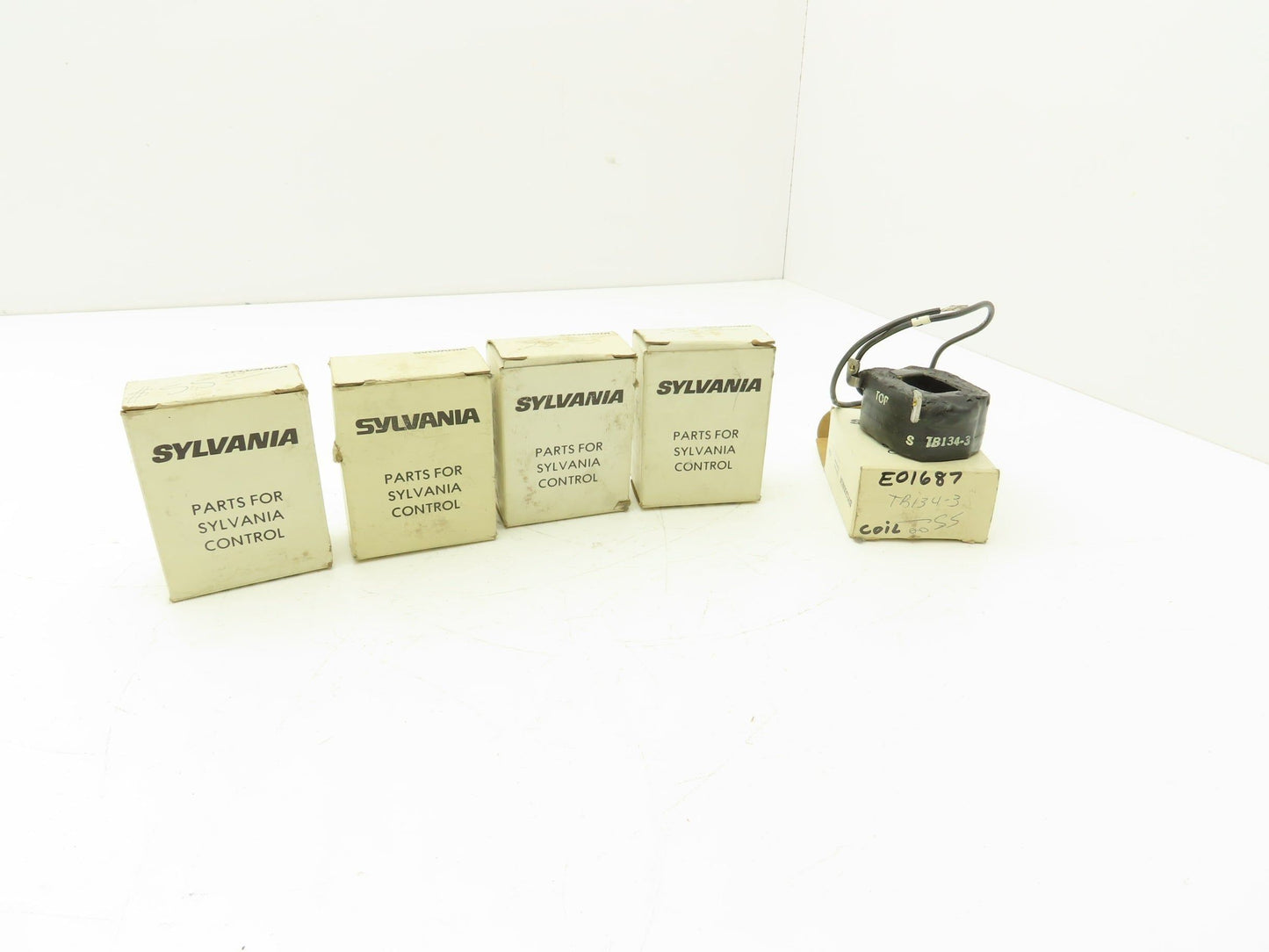 Sylvania TB134-3 230VDC Coil for Motor Starter Joslyn Clark Controls Lot of 5
