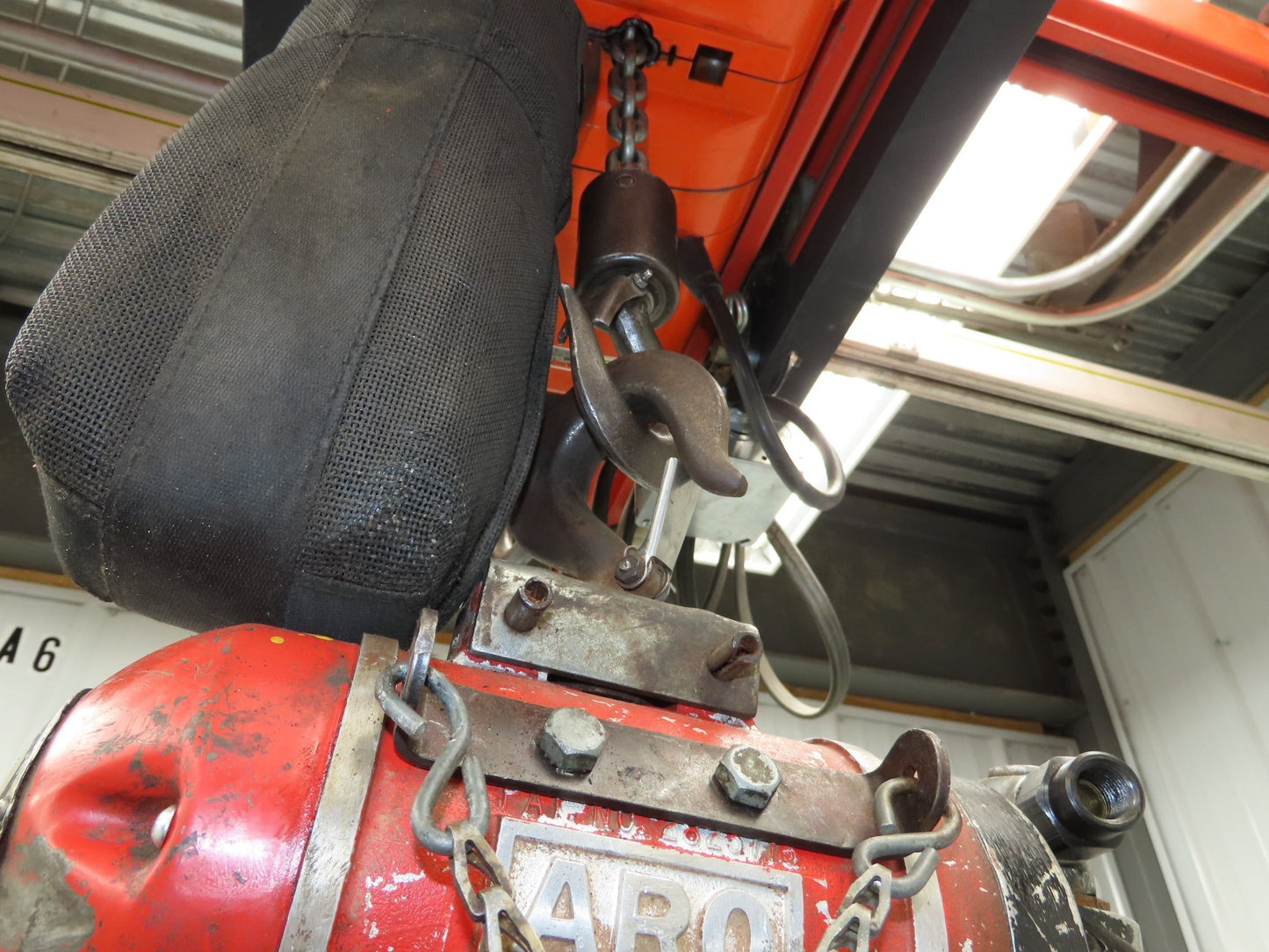 Aro 7750DT 1/2 Ton 1000 LB Pneumatic Air Chain Hoist 14'5" Lift 10' Pull Chain