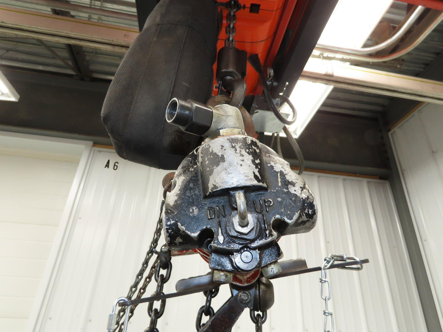 Aro 7750DT 1/2 Ton 1000 LB Pneumatic Air Chain Hoist 14'5" Lift 10' Pull Chain