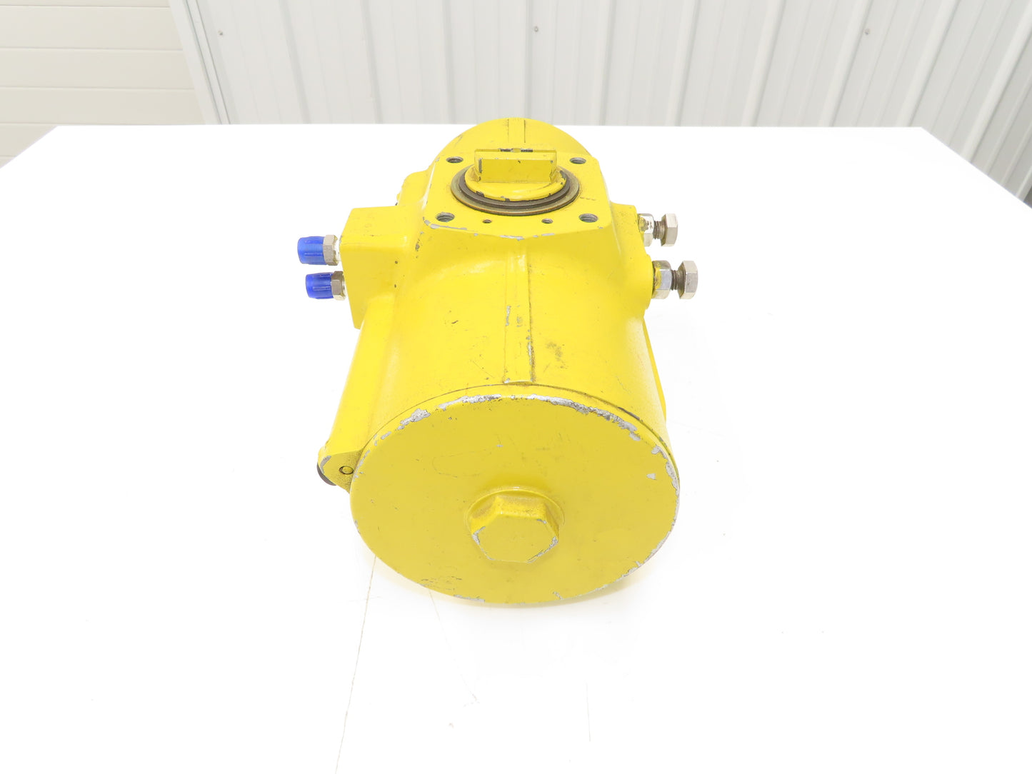 Hytork-680 Pneumatic Valve Actuator Double Acting Spring Return 120 PSI