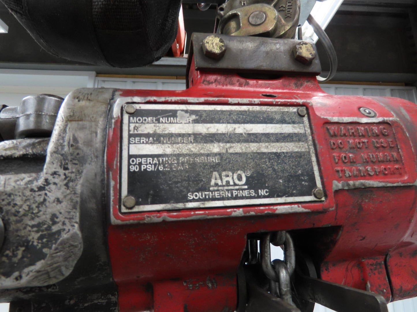 Aro R 1/4 Ton 500 LB Pneumatic Air Chain Hoist 10'6" Lift 10' Pull Chain