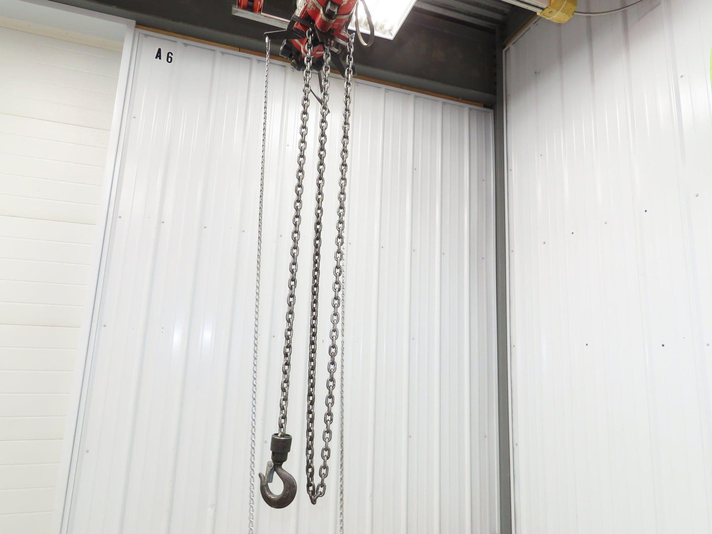 Aro 7700C 1/2 Ton 1000 LB Pneumatic Chain Hoist 10'4" Lift 4'6" Pull Chain