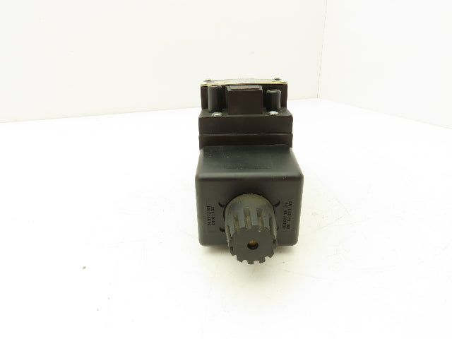Parker D3W4C56Y Hydraulic Directional Solenoid Valve 120v 60Hz 0.72A 3000psi