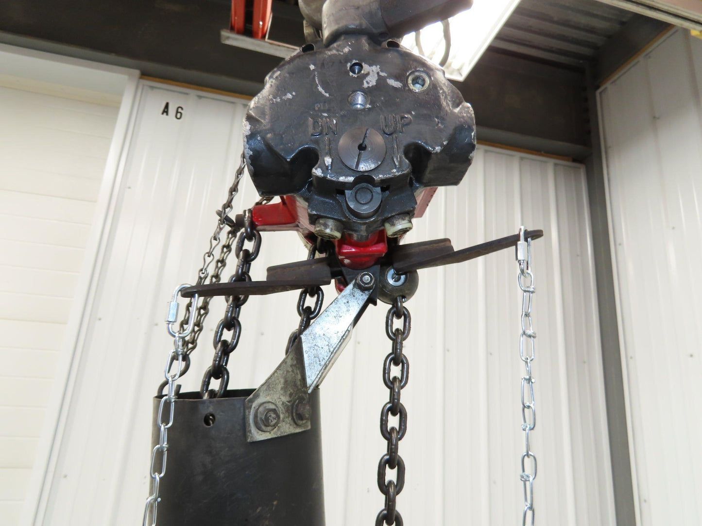 Ingersoll Aro 1/4 Ton 500Lb Pneumatic Air Chain Hoist 12'10" Lift 12' Pull Chain