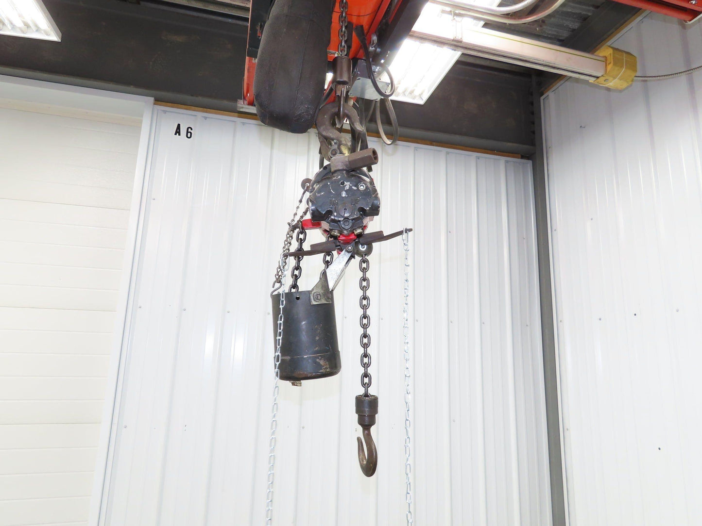 Ingersoll Aro 1/4 Ton 500Lb Pneumatic Air Chain Hoist 12'10" Lift 12' Pull Chain