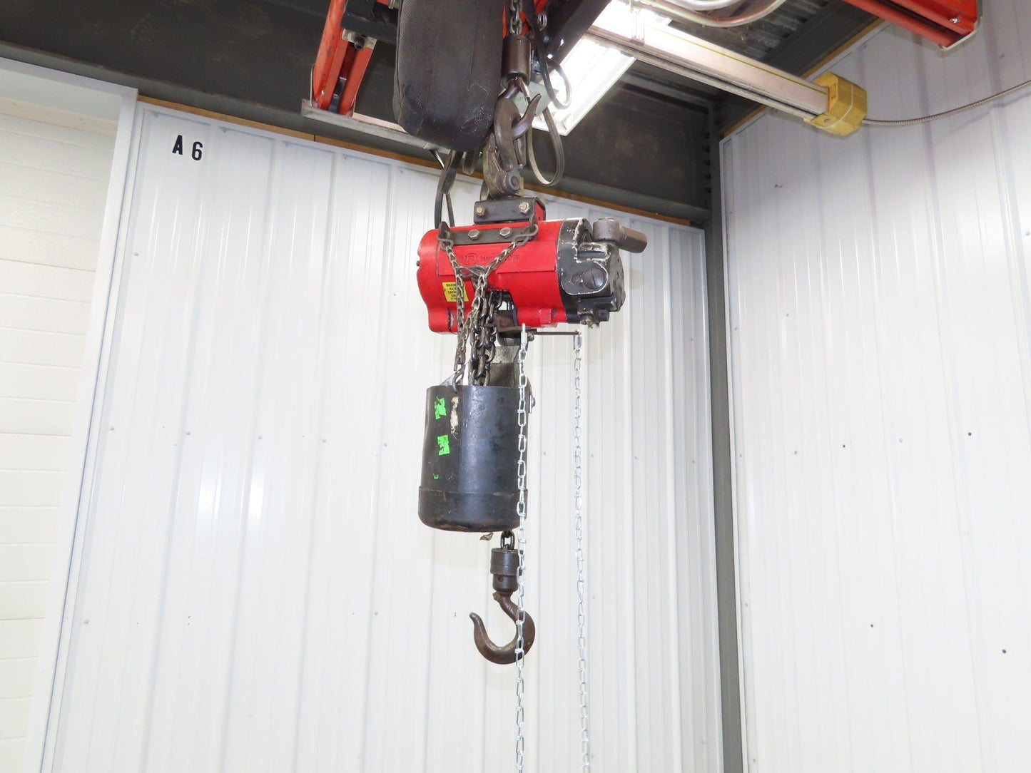 Ingersoll Aro 1/4 Ton 500Lb Pneumatic Air Chain Hoist 12'10" Lift 12' Pull Chain