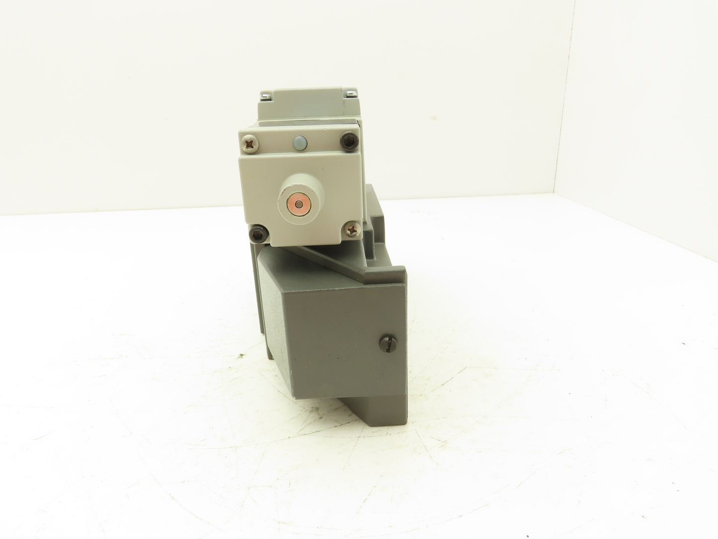 Numatics I35SA43BK000030 Pneumatic Air Valve Directional Control 150PSIG 120VAC