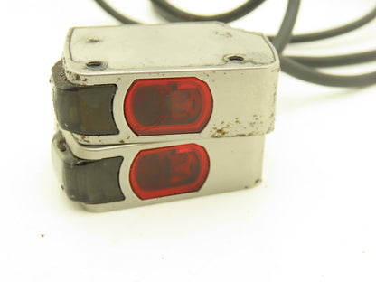 Keyence LR-ZB250AP CMOS Laser Sensor 10-30VDC  Lot of 2