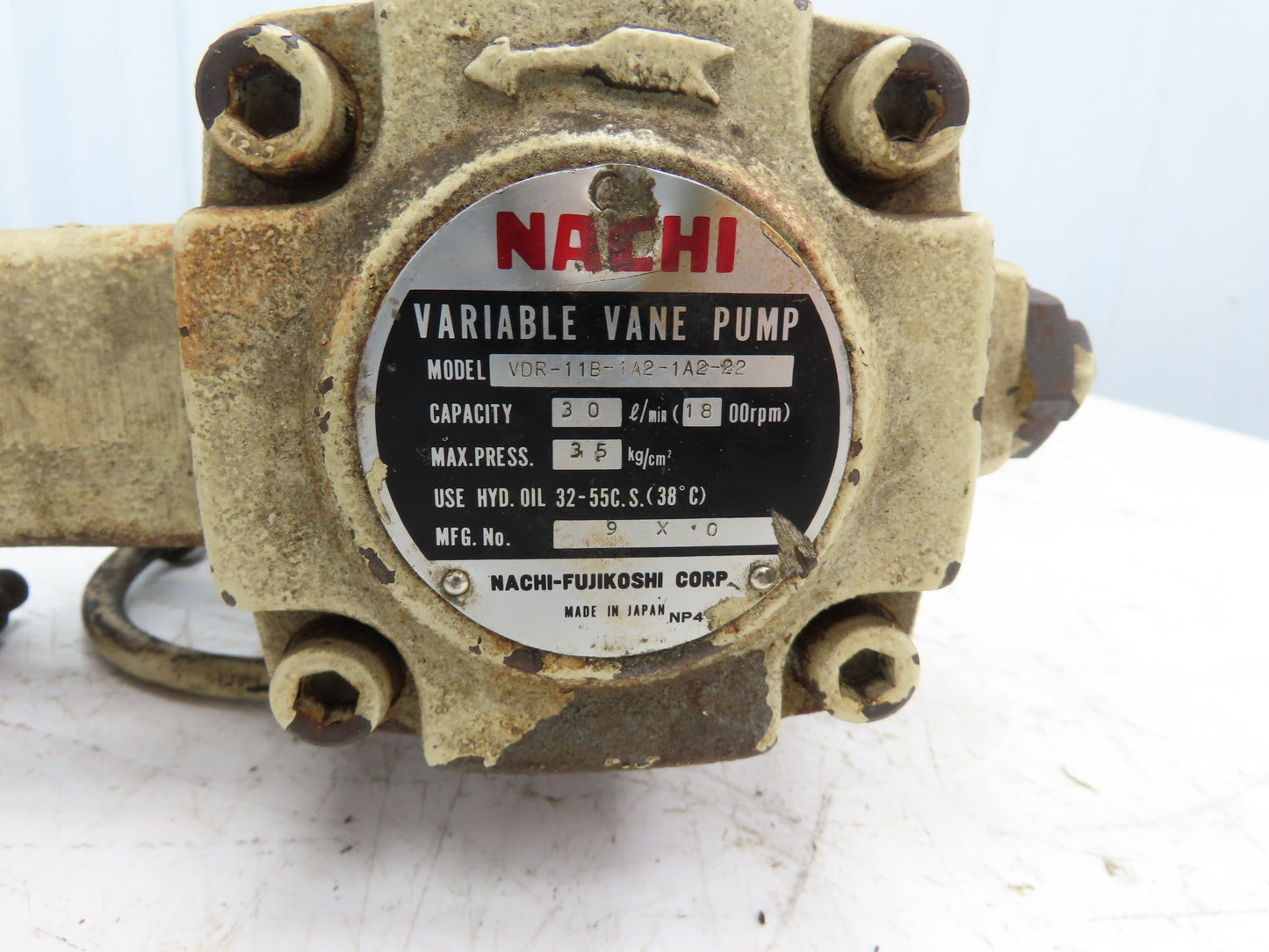 Nachi VDR-11B-1A2-1A2-22 Hydraulic Variable Vane Pump 8gpm 16.6cc 500psi