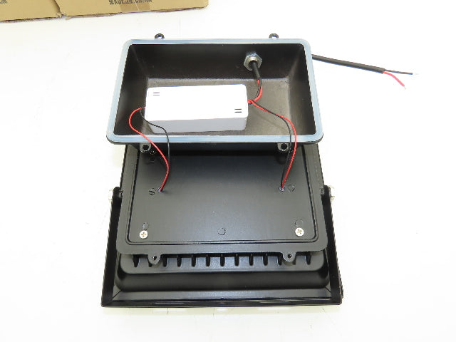 Quans HU30W6-1224B LED Flood Light Cool White 30W 12-24V AC/DC Lot of 6