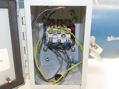 Sew Eurodrive R87 DV100L4/BMG Inline Gearmotor 3kw 277/480V 63.68:1 Ratio 27rpm