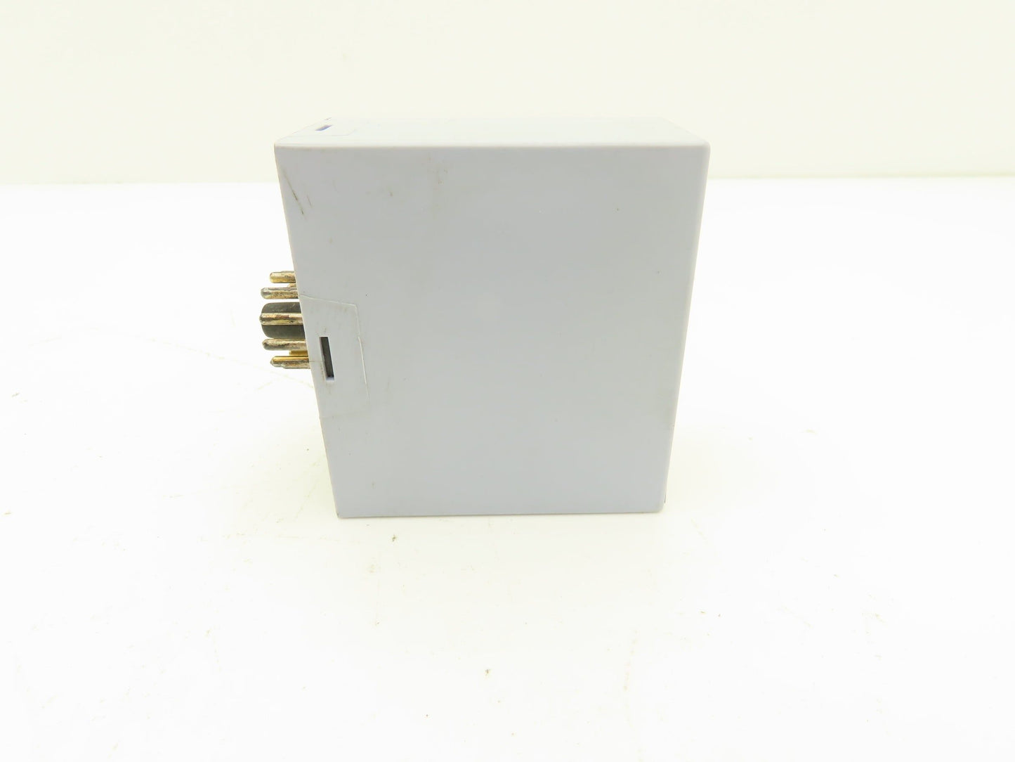 Daetwyler EM 610 Frequency Converter Voltage Relay