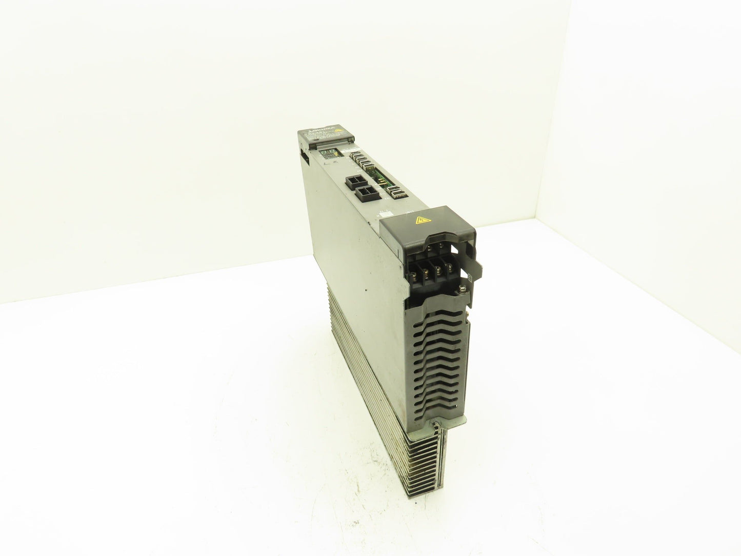 Okuma MIV02-1-B1 AC Servo Drive Module U:1.2 1006-2212