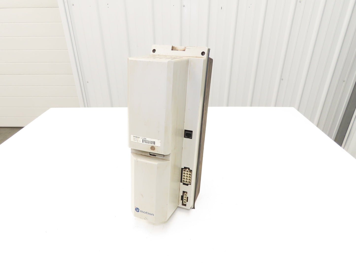 ABB 3HAB8101-2/05A Inmotion Industrial Robot Servo Drive Rectifier Unit