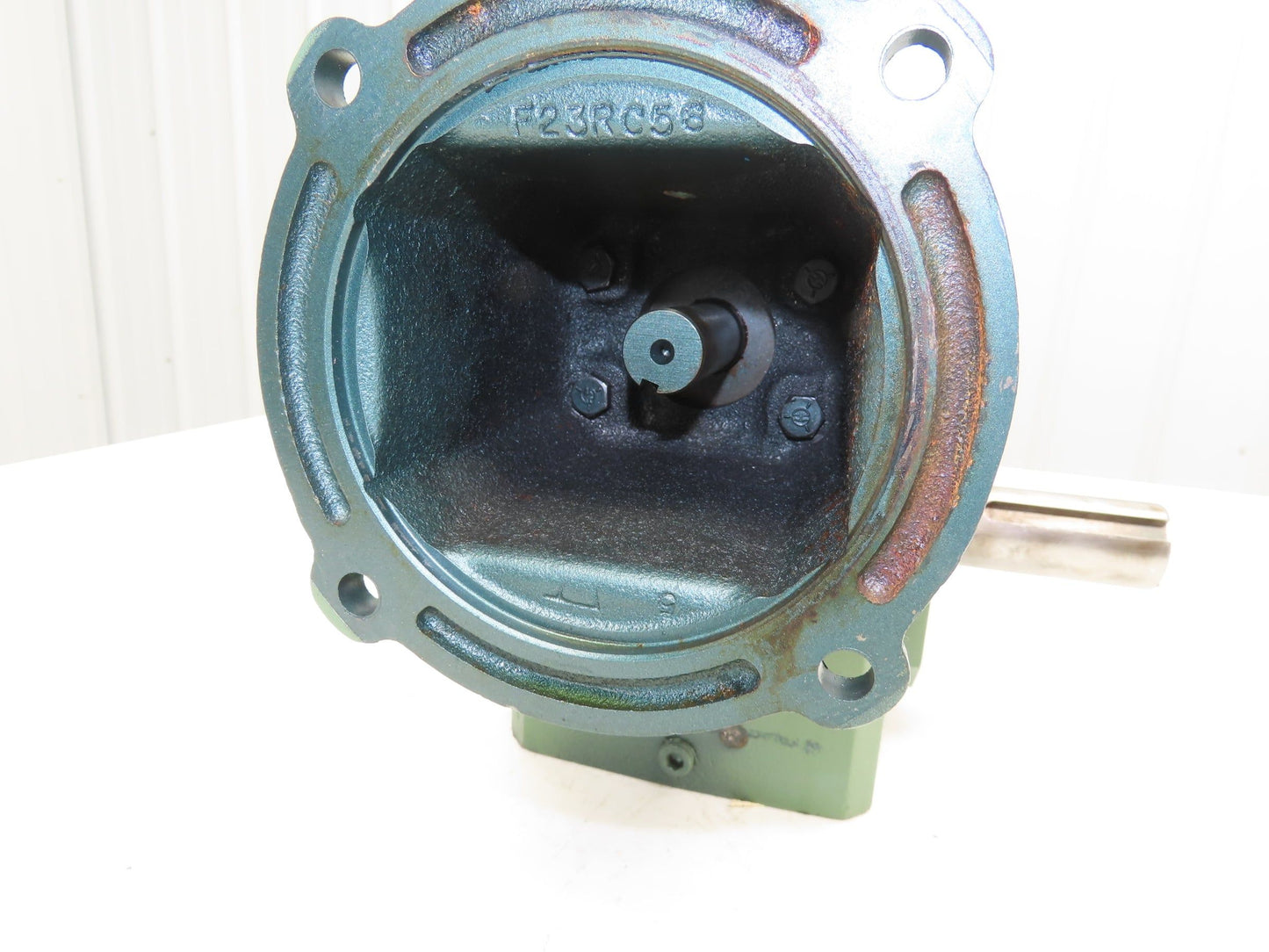 Grove Gear Flexaline BM232-3 Worm Gearbox 40:1 Reducer 2.3Hp 44rpm RH 140TC