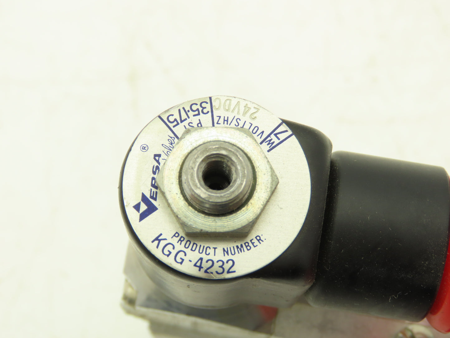 Versa KGG-4232 Pneumatic Air Solenoid Valve Manifold Assembly 24VDC 35-175 psi
