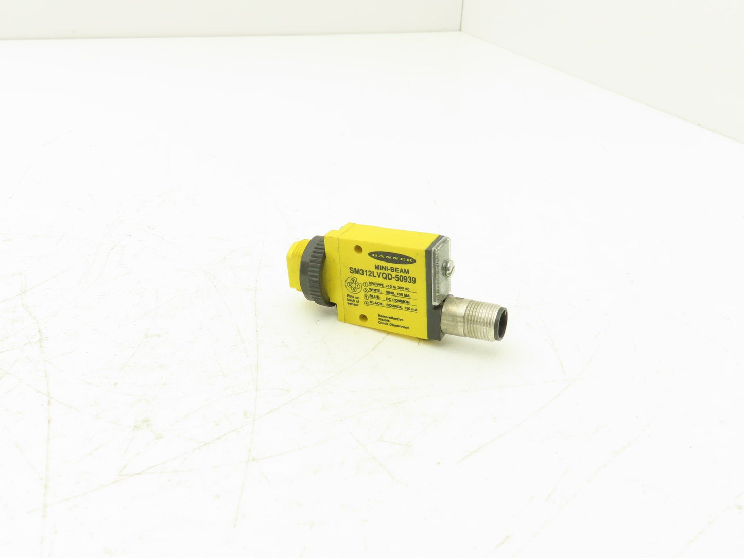 Banner SM312LVQD-50939 Mini-Beam Sensor Photoelectric Retroreflective 10-30VDC
