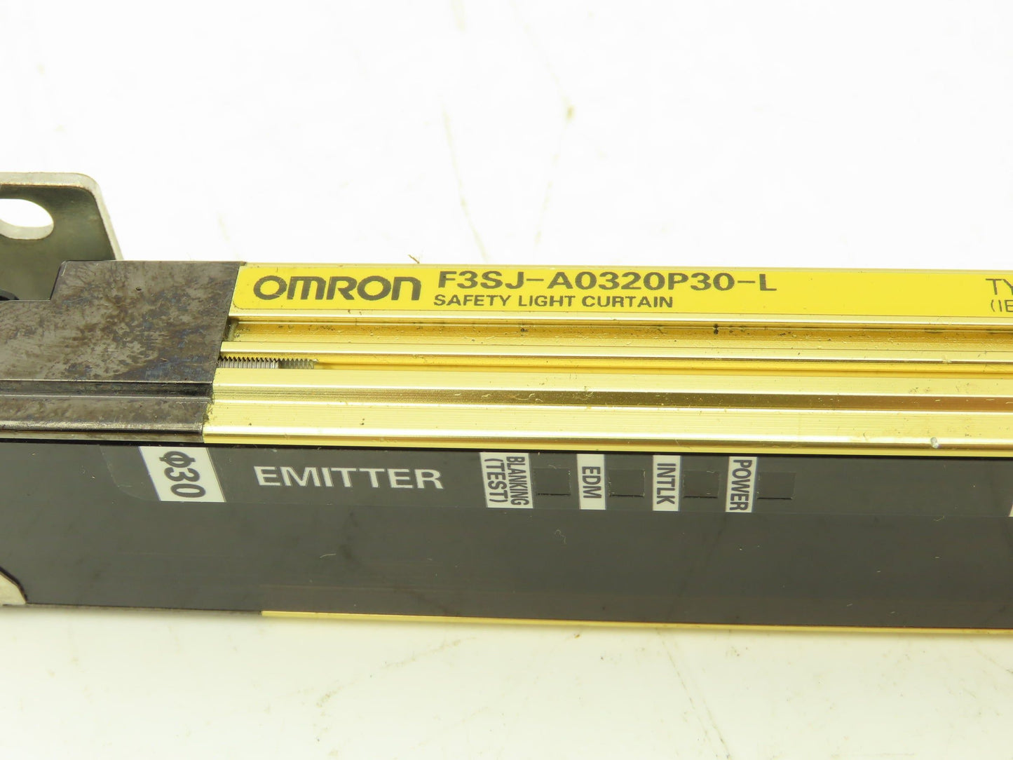 Omron F3SJ-A0320P30-L F3SJ-A0320P30-D Light Curtain Emitter Receiver Set/Bracket