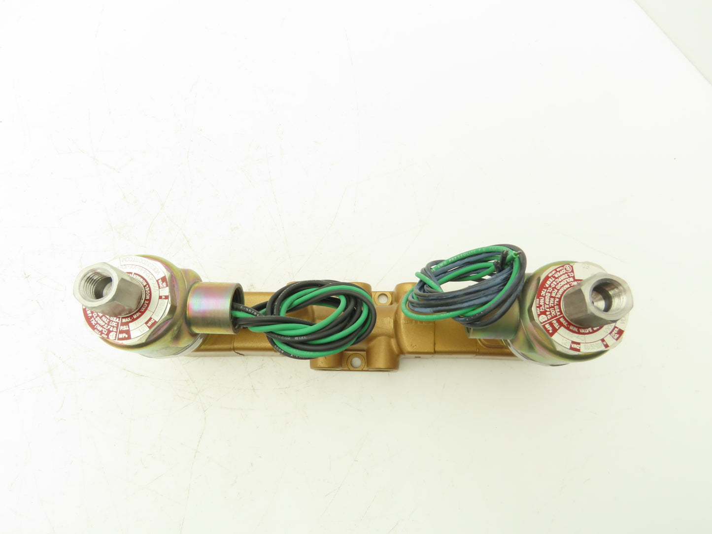 Versa VXX-4324-H-XX-10-A120 Pneumatic Solenoid Valve 4-Way 3-Pos 1/4"npt 120VAC