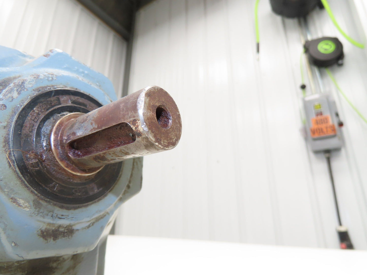 KEB G1.2B DA80G4 FI Inline Gearmotor 13.67:1 Reducer 1690/124rpm .75Kw 230/460V