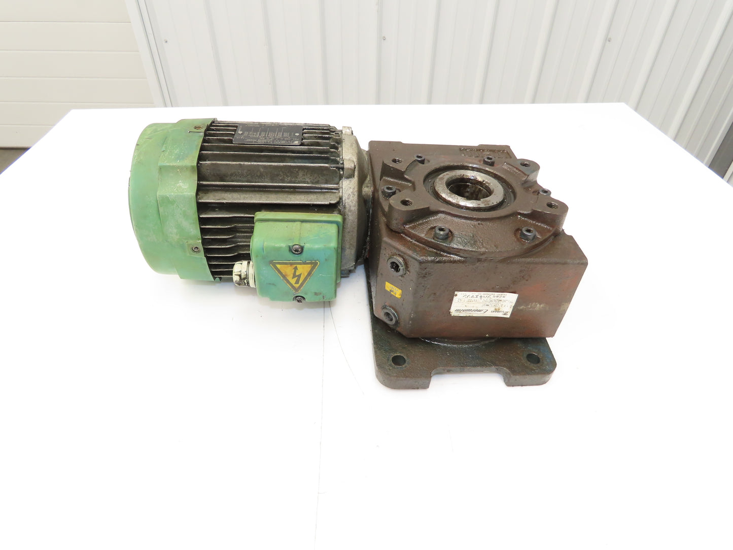 TEM Tsubaki Emerson CSM150N40HT Gearmotor 40:1 Ratio 44rpm 1.5Kw 220V 3PH LS90L