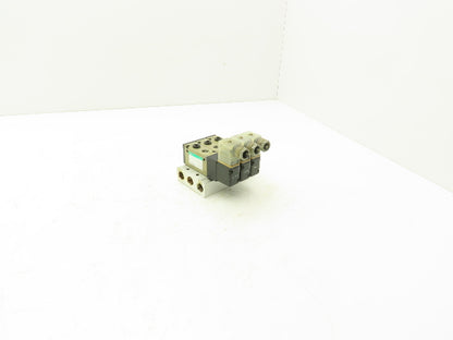 CKD 4KA310-LS-A Pneumatic Solenoid Valve Manifold Assembly 24VDC 3/8" NPT