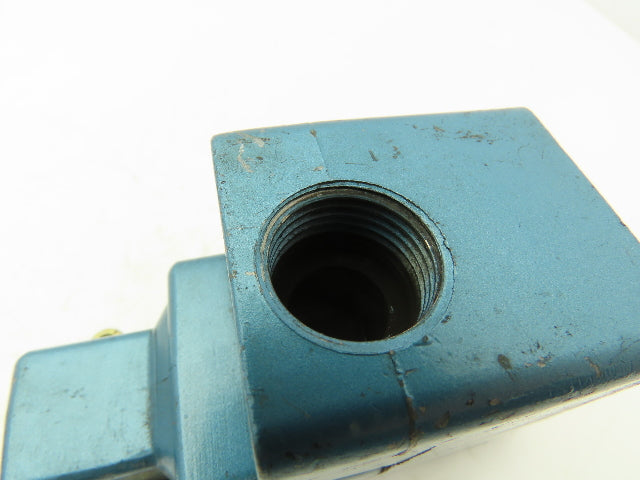 MAC 251B-111AAAA Pneumatic Air Solenoid Valve Regulator 120 psi 120VAC 24VDC 3/2