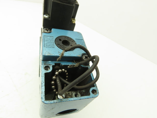 MAC 251B-111AAAA Pneumatic Air Solenoid Valve Regulator 120 psi 120VAC 24VDC 3/2