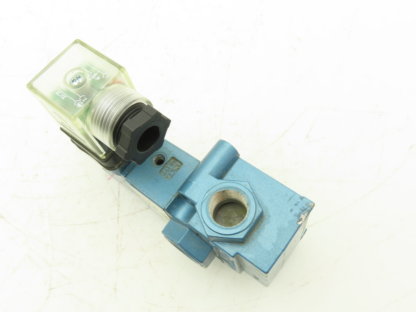 MAC 55B-22-PE-614JC Solenoid Valve 3/8" NPT 24VDC Coil 30-150PSI
