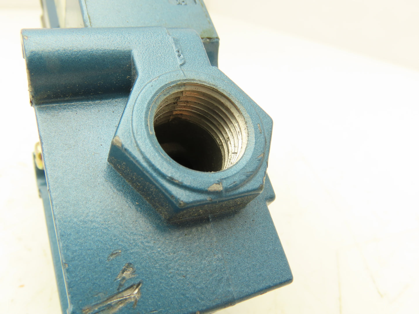 MAC 55B-22-PE-614JC Solenoid Valve 3/8" NPT 24VDC Coil 30-150PSI