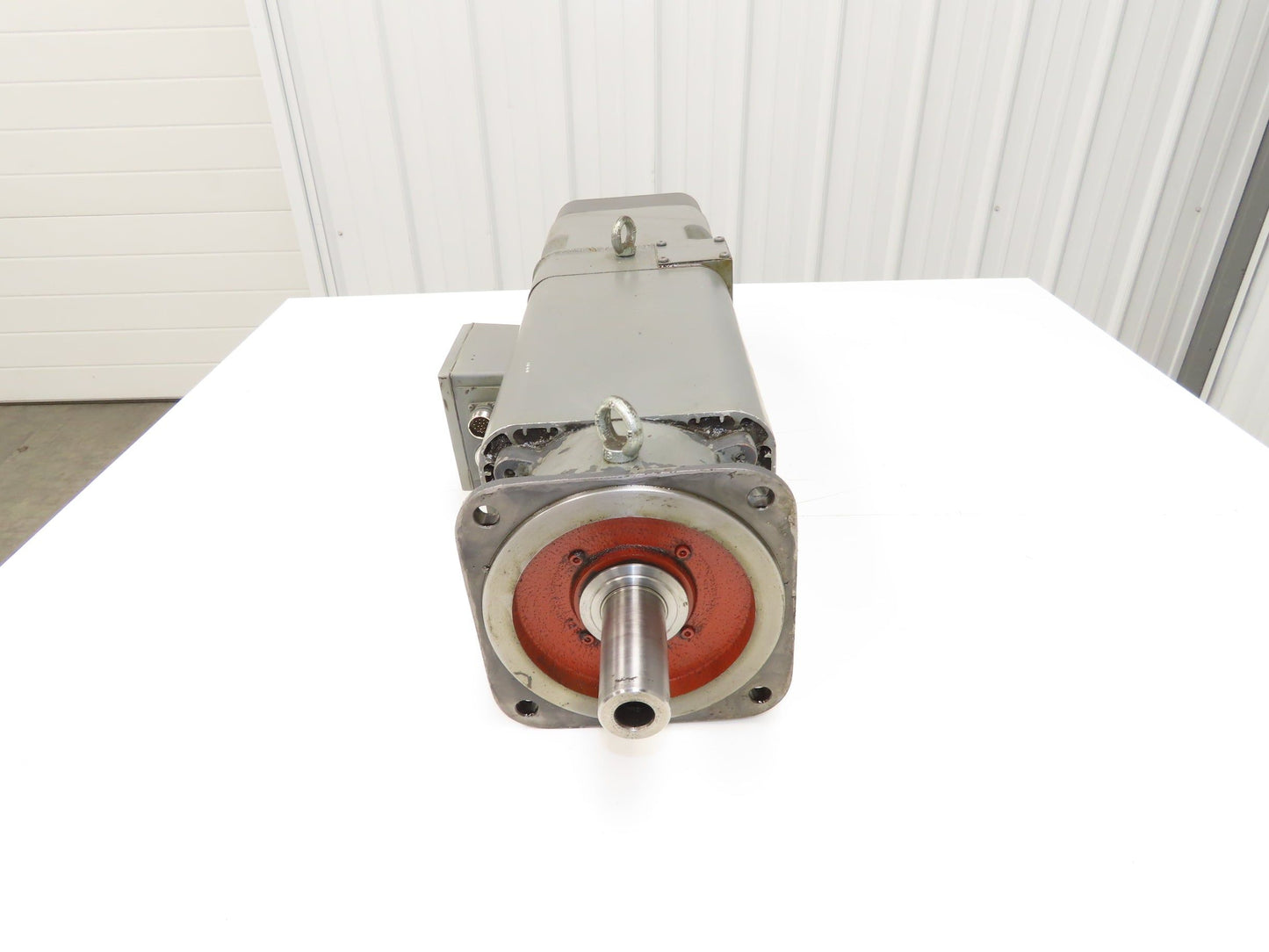 Siemens 1PM6105-2LF81-1AR1-Z Servo Motor 7.5Kw 4000 RPM Encoder Q01 256 S/R