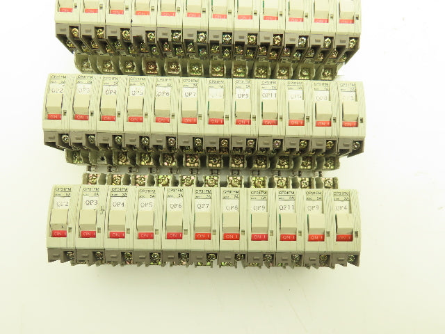 Fuji Electric Circuit Breakers AC/DC | 2/3/5/7A | 1-Pole | Lot of 47
