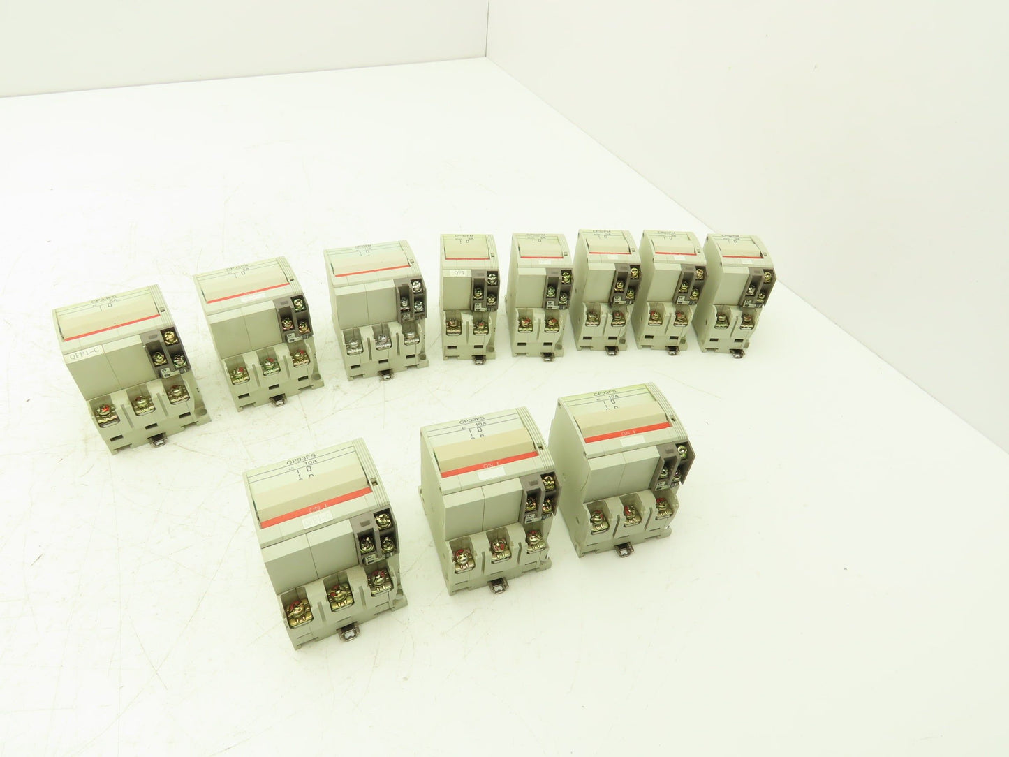 Fuji Electric Circuit Breakers AC/DC | 3/5/10/15A | 2/3-Pole | Mixed Lot of 11