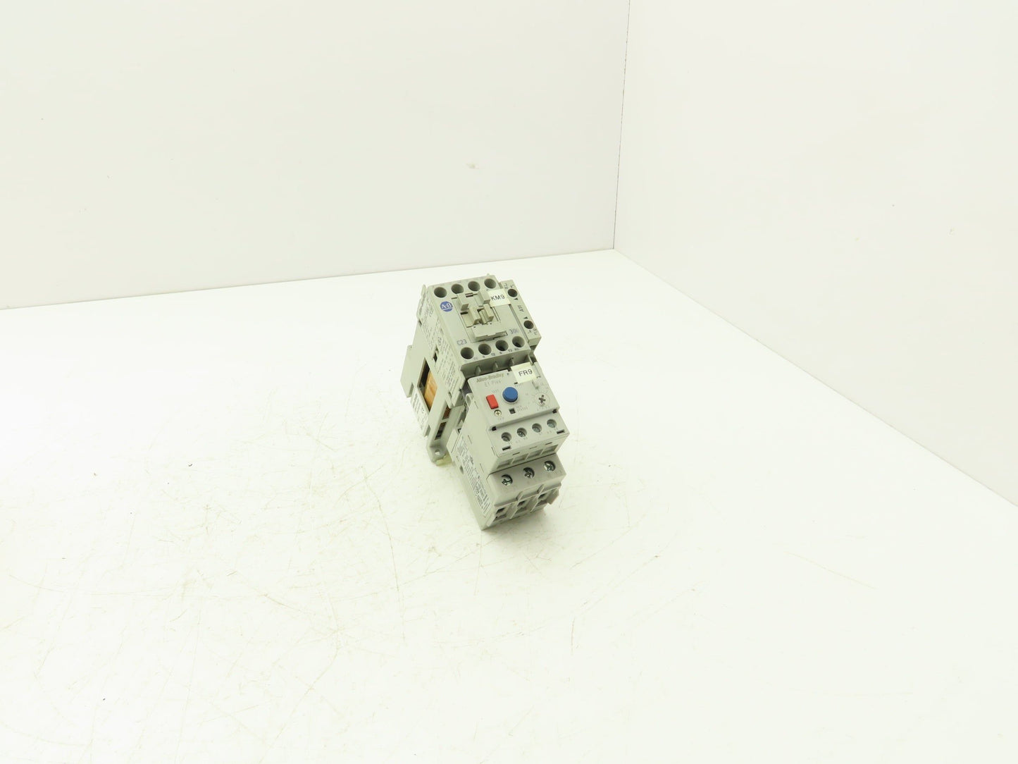 Allen Bradley 100-C23DJ300 Contactor Motor Starter Overload Relay Heater 15Hp