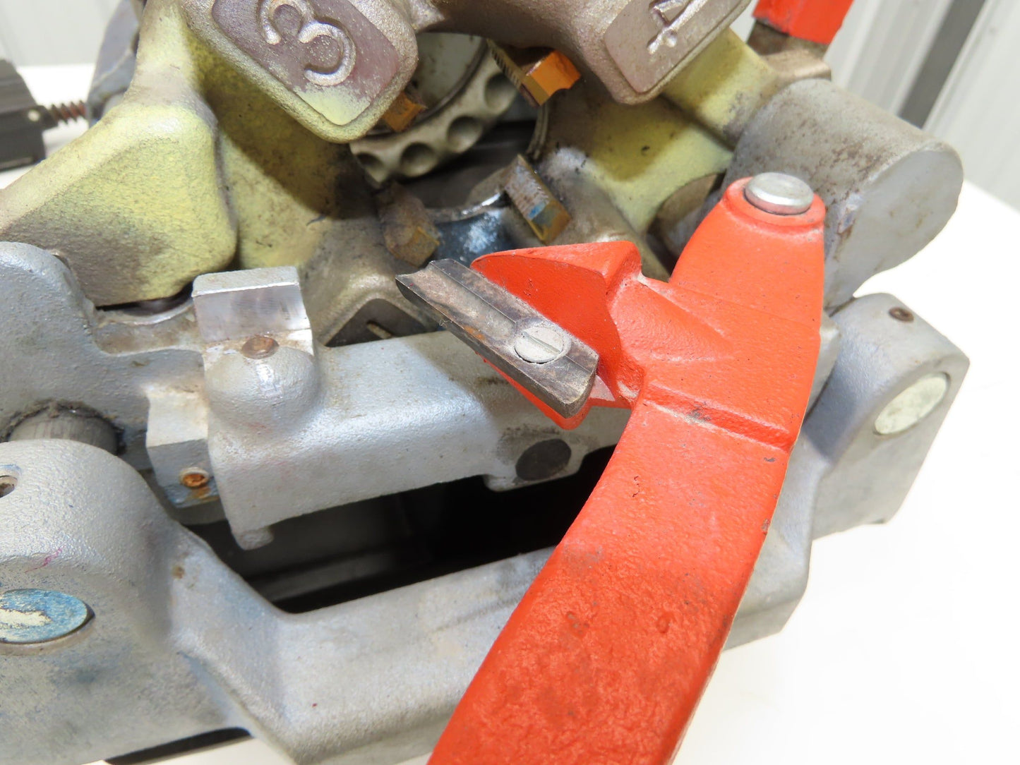 Ridgid 1210 Oil-less Pipe Threader Mobile Die Head Dies 1/2" to 1" Reamer Cutter