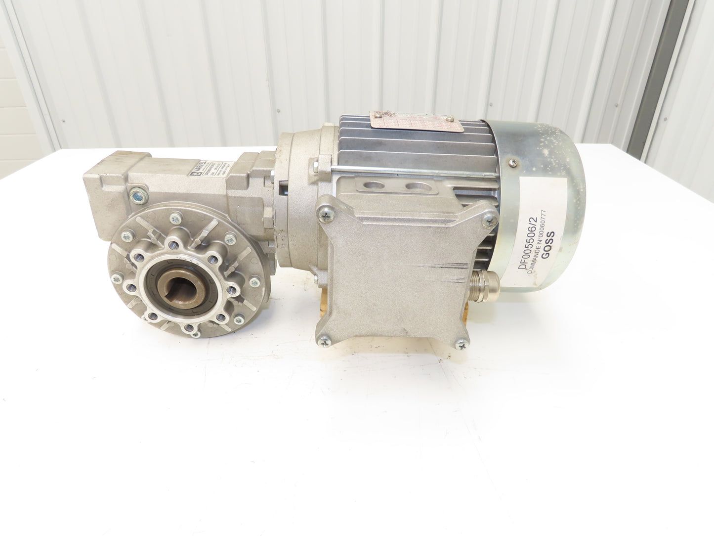 Varvel SRS060401925 Gearmotor 40:1 Reducer 42 RPM Hollow Shaft 0.9Hp 480V IEC 80