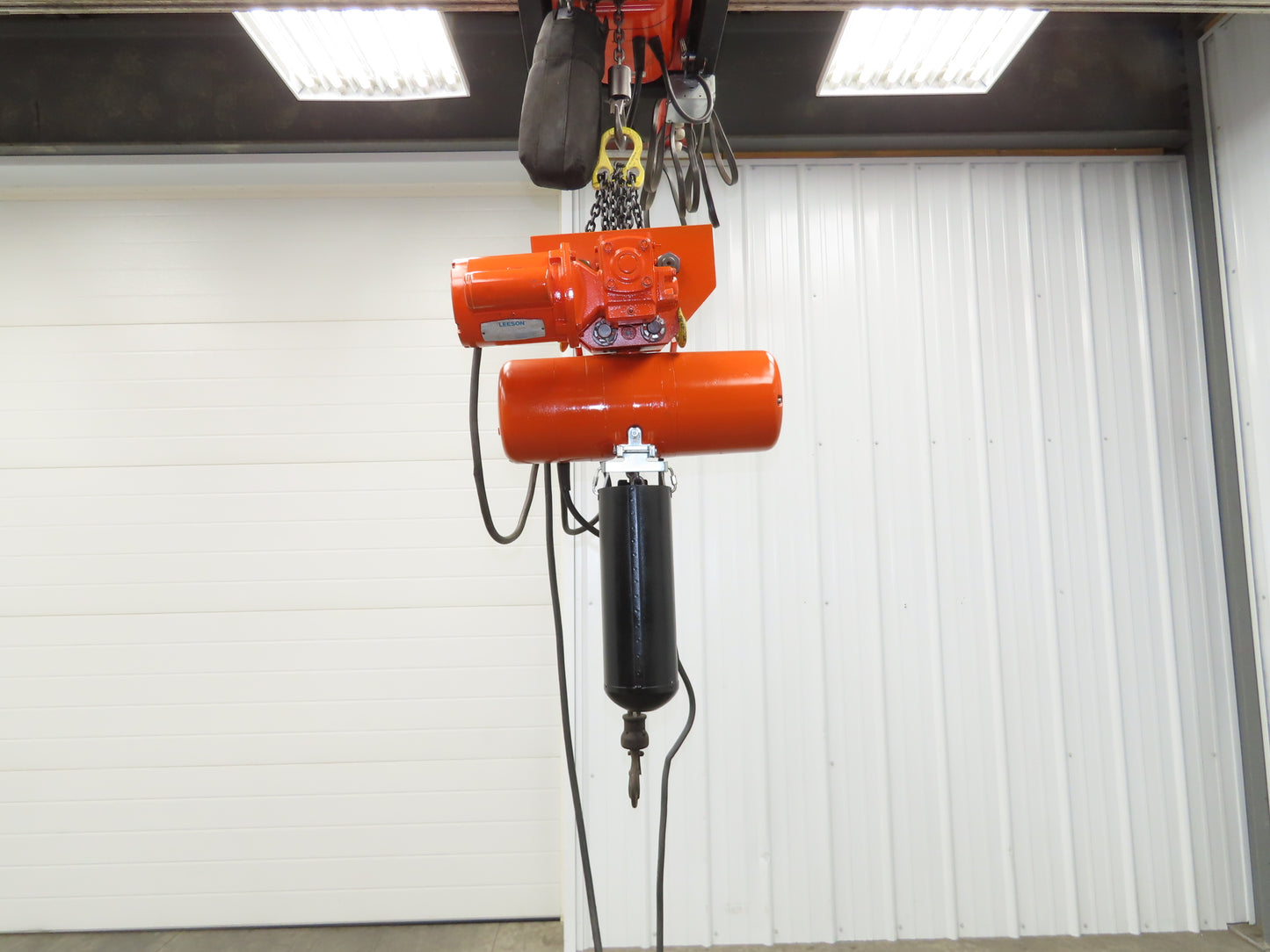 CM Lodestar L 1 Ton Electric Chain Hoist 16 FPM 15' Lift 120 Volt Power Trolley