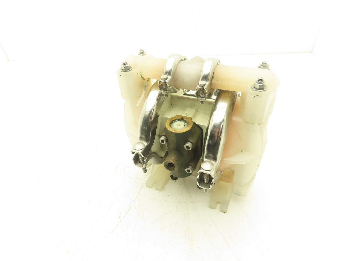 Wilden M1/PT-1/2 Diaphragm Pump 1/2" NPT 4gpm @ 4psig
