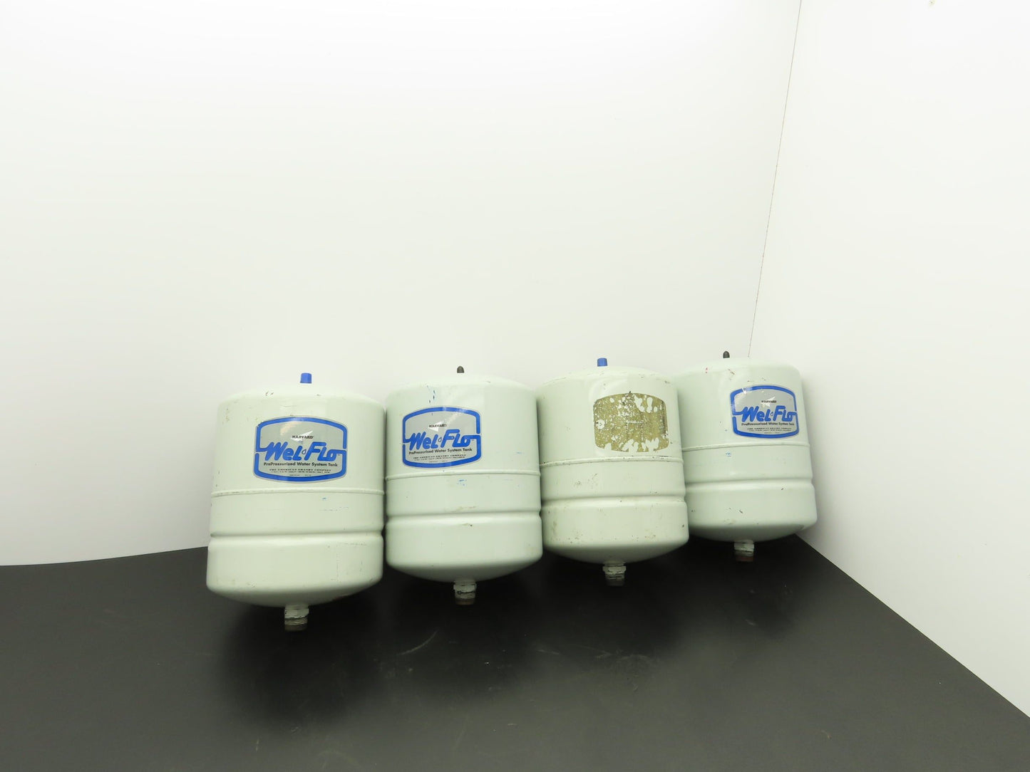Harvard WF-6 Wel-Flo PrePressurized Water System Tank Lot of 4