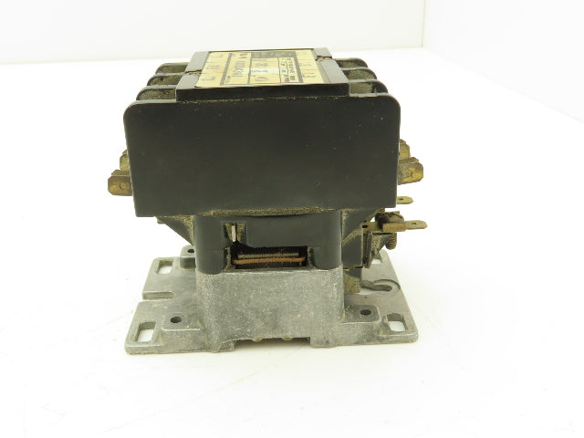 General Electric CR353AC3AB1 Contactor Motor Starter 600VAC 30A 3Ph Coil 240VAC